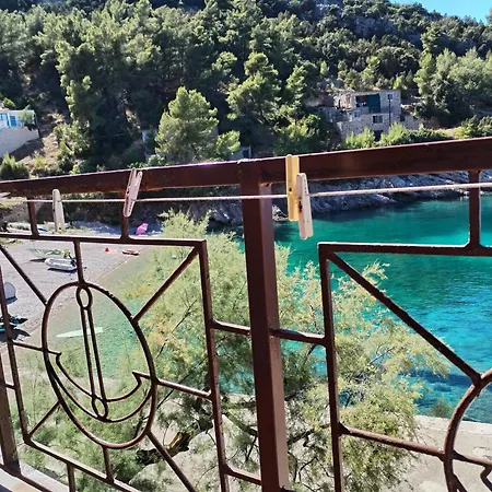 Pansion Vide Πανσιόν *